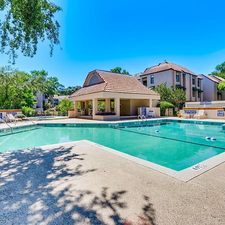 2 Mi To Beach Dog-Friendly Hilton Head Condo! Hilton Head Island Bagian luar foto
