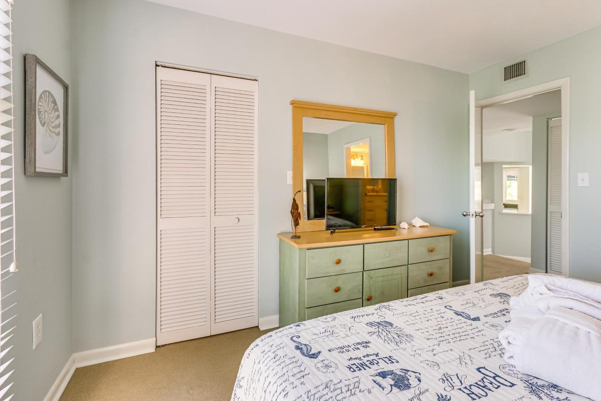 2 Mi To Beach Dog-Friendly Hilton Head Condo! Hilton Head Island Bagian luar foto